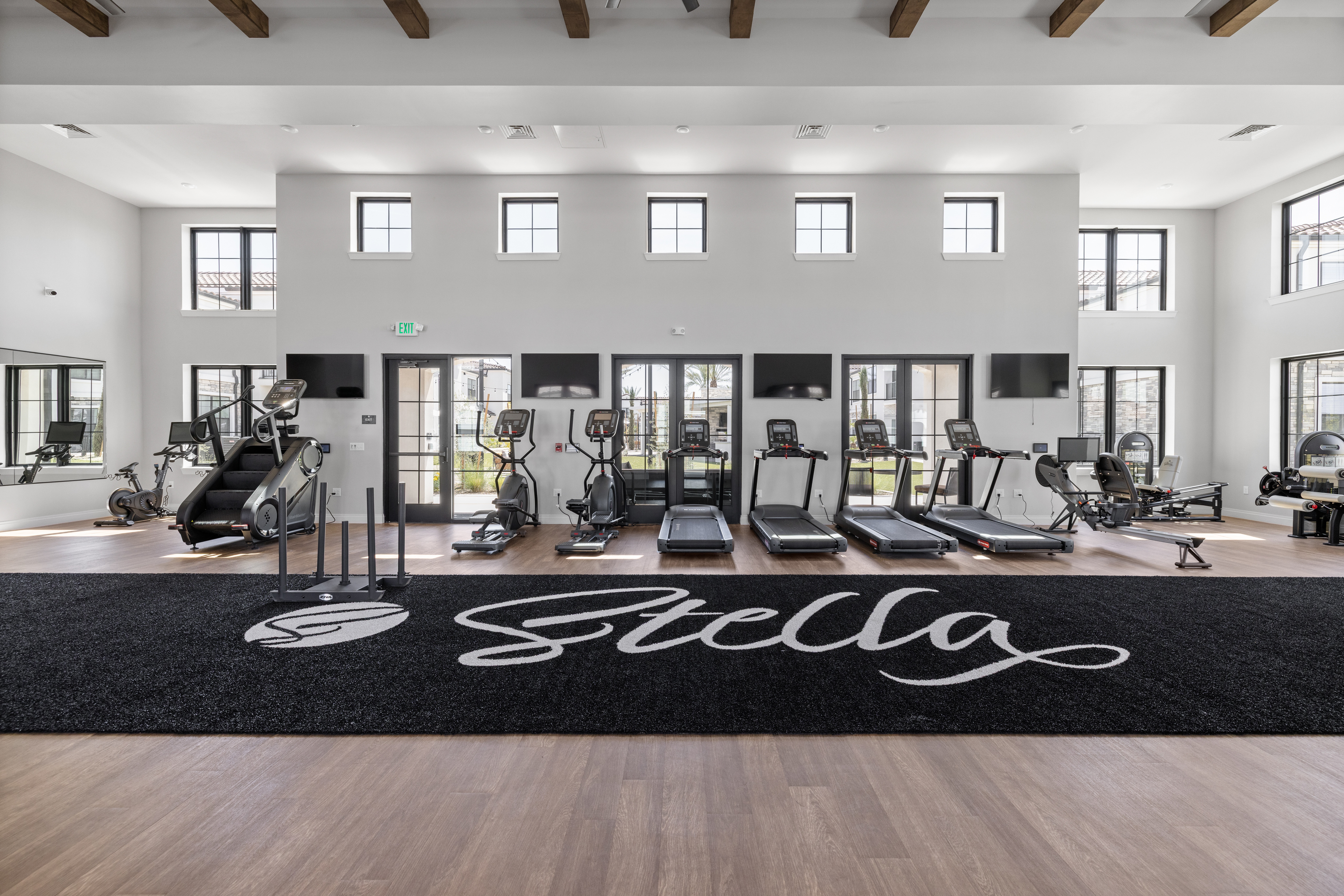 Stella Luxury Apartment Homes photo 5
